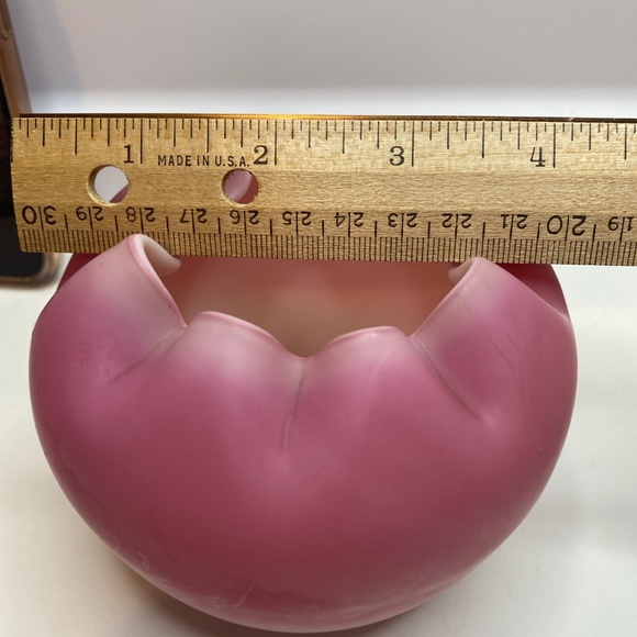 Antique Victorian Satin Glass Rose Bowl Vase Pink Cased White 3.5 inches Tall - Picture 6 of 7